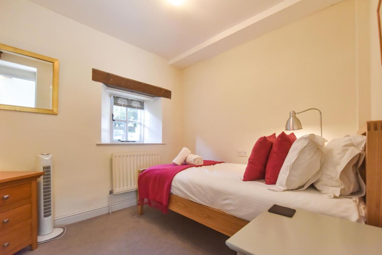 Church Farm Holiday Cottages - Pinster Cottage Ashbourne  Exteriér fotografie